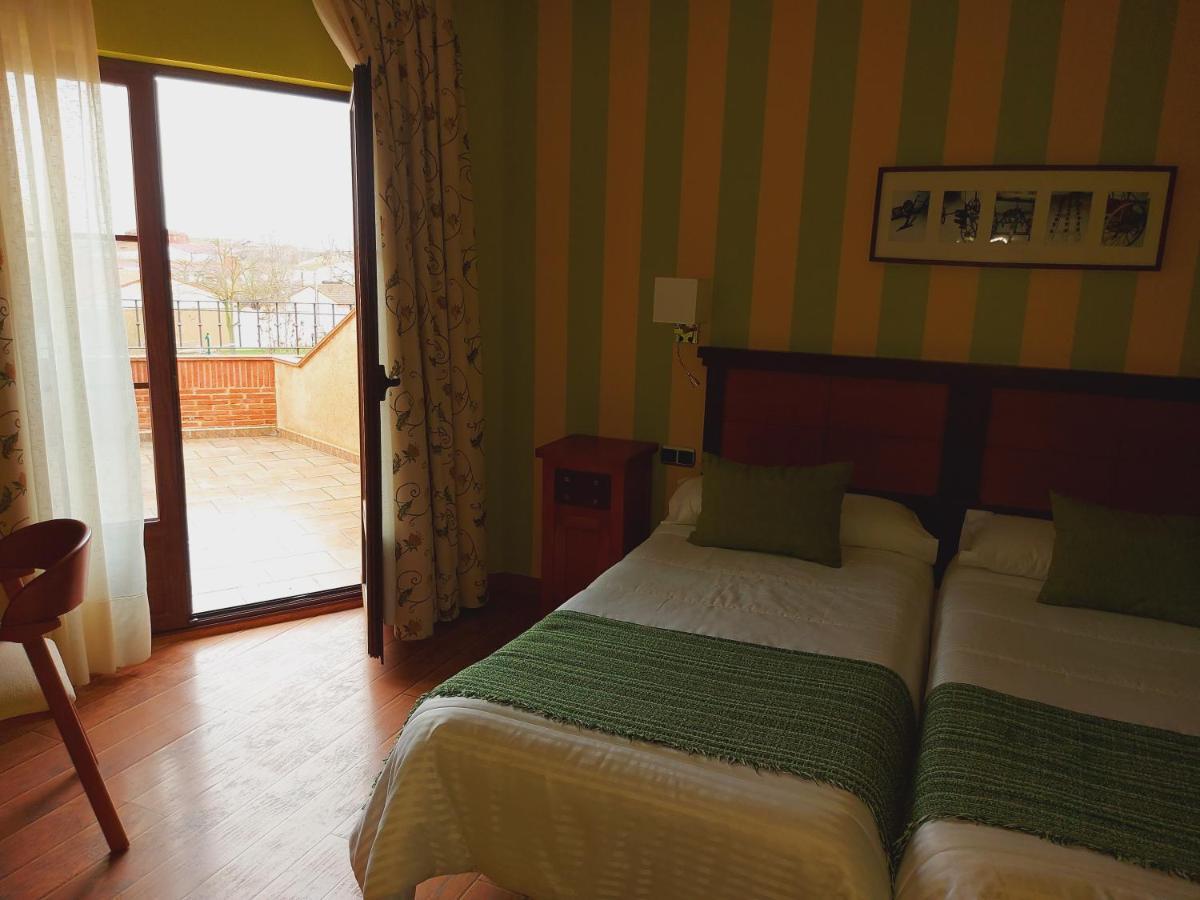 Rural Venta Del Alon Hotel