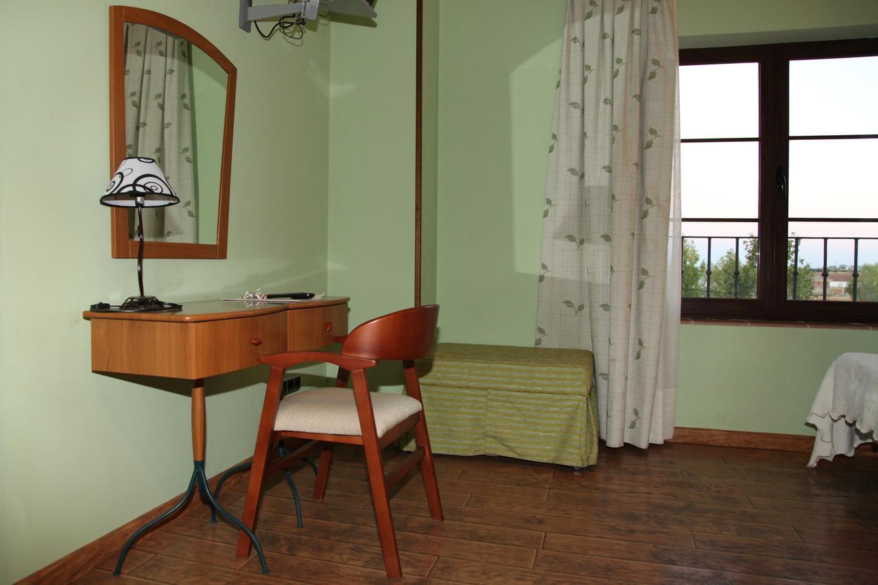 Hotel Rural Venta Del Alon