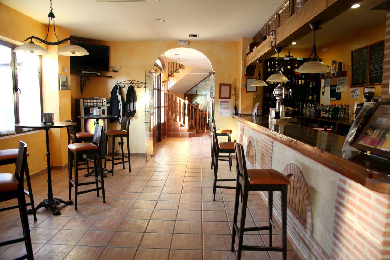 Hotel Rural Venta Del Alon 2*